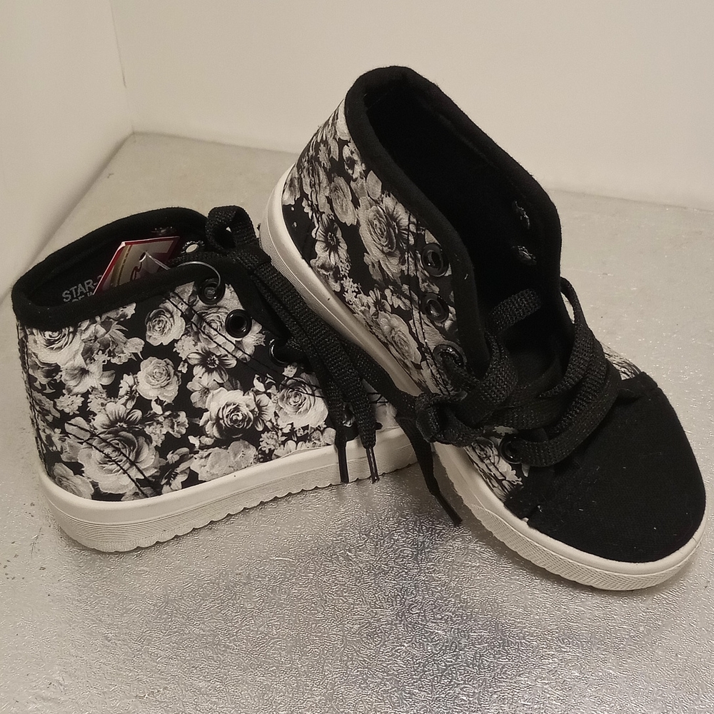 Little toddler girls ankle sneakers